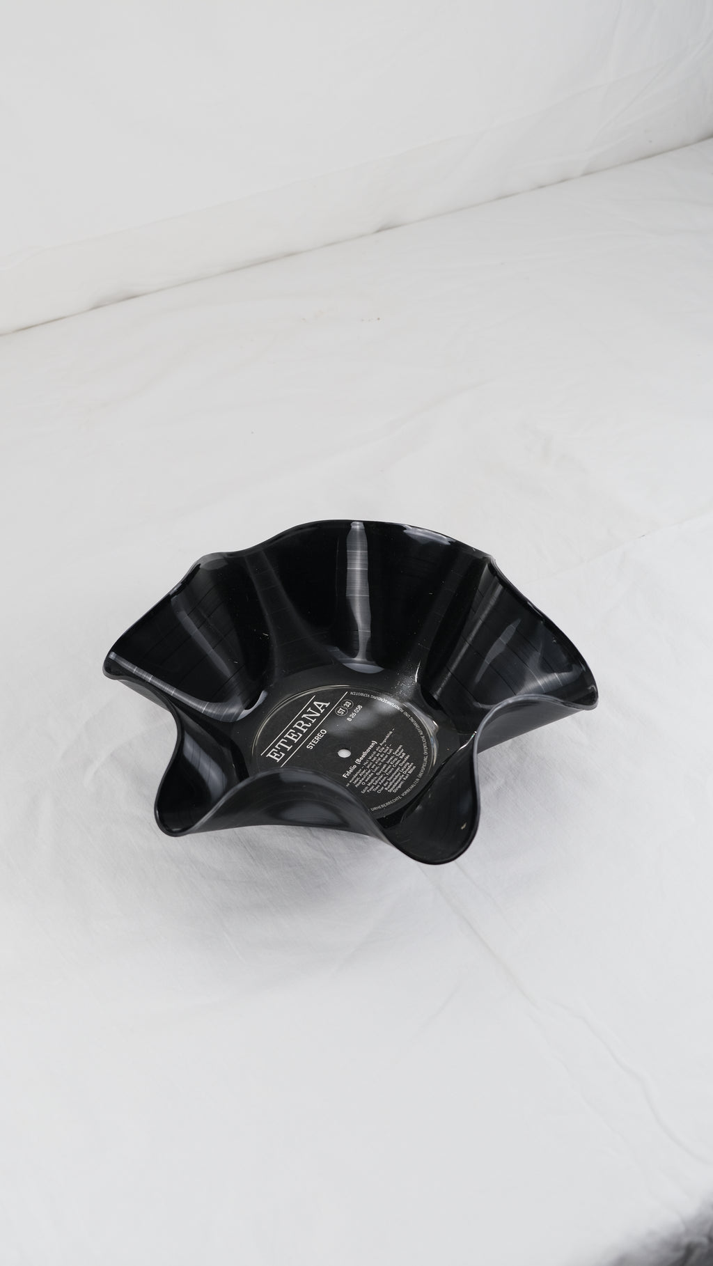 Eterna vinyl record bowl | upcycled en handgevormd