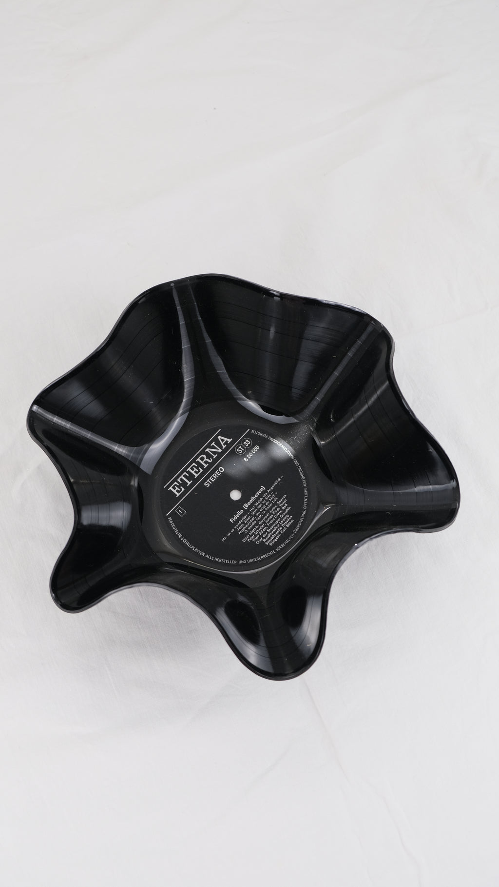 Eterna vinyl record bowl | upcycled en handgevormd