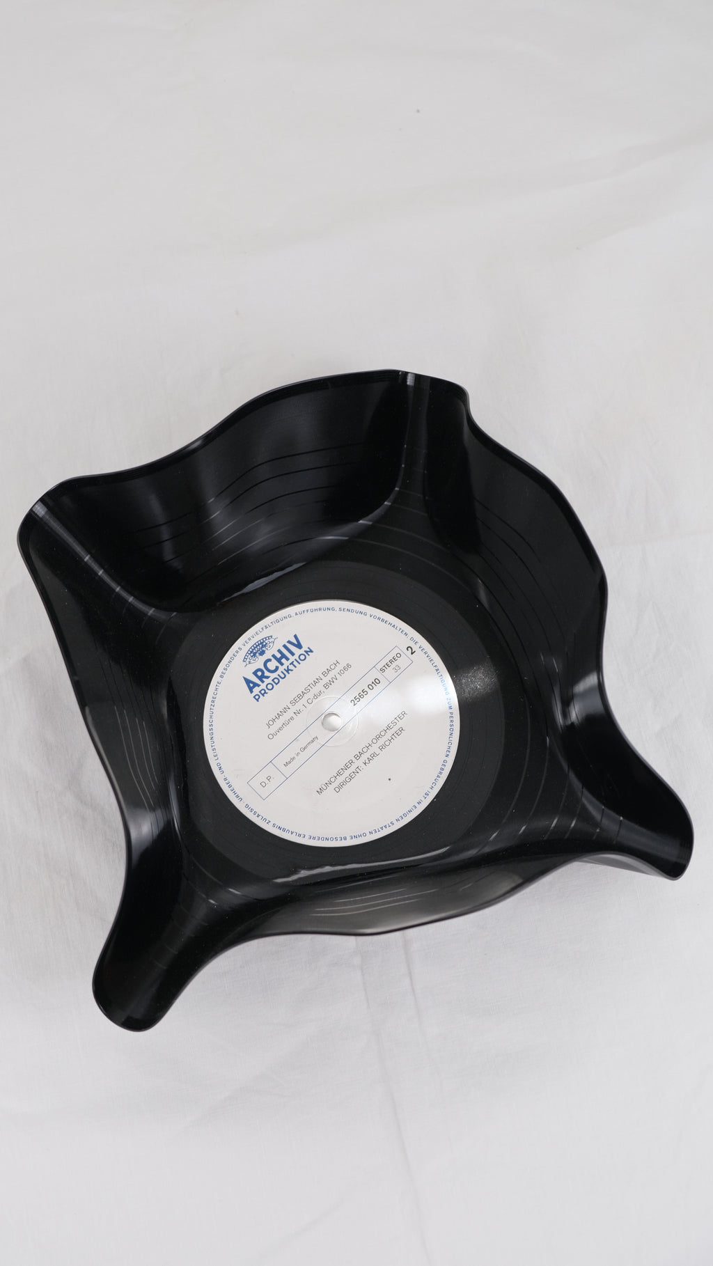Bach vinyl record bowl | upcycled en handgevormd