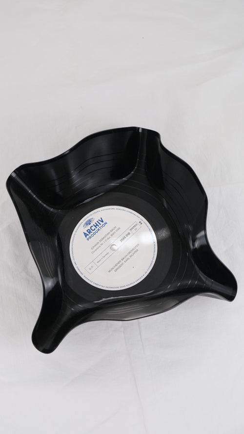 Bach vinyl record bowl | upcycled en handgevormd
