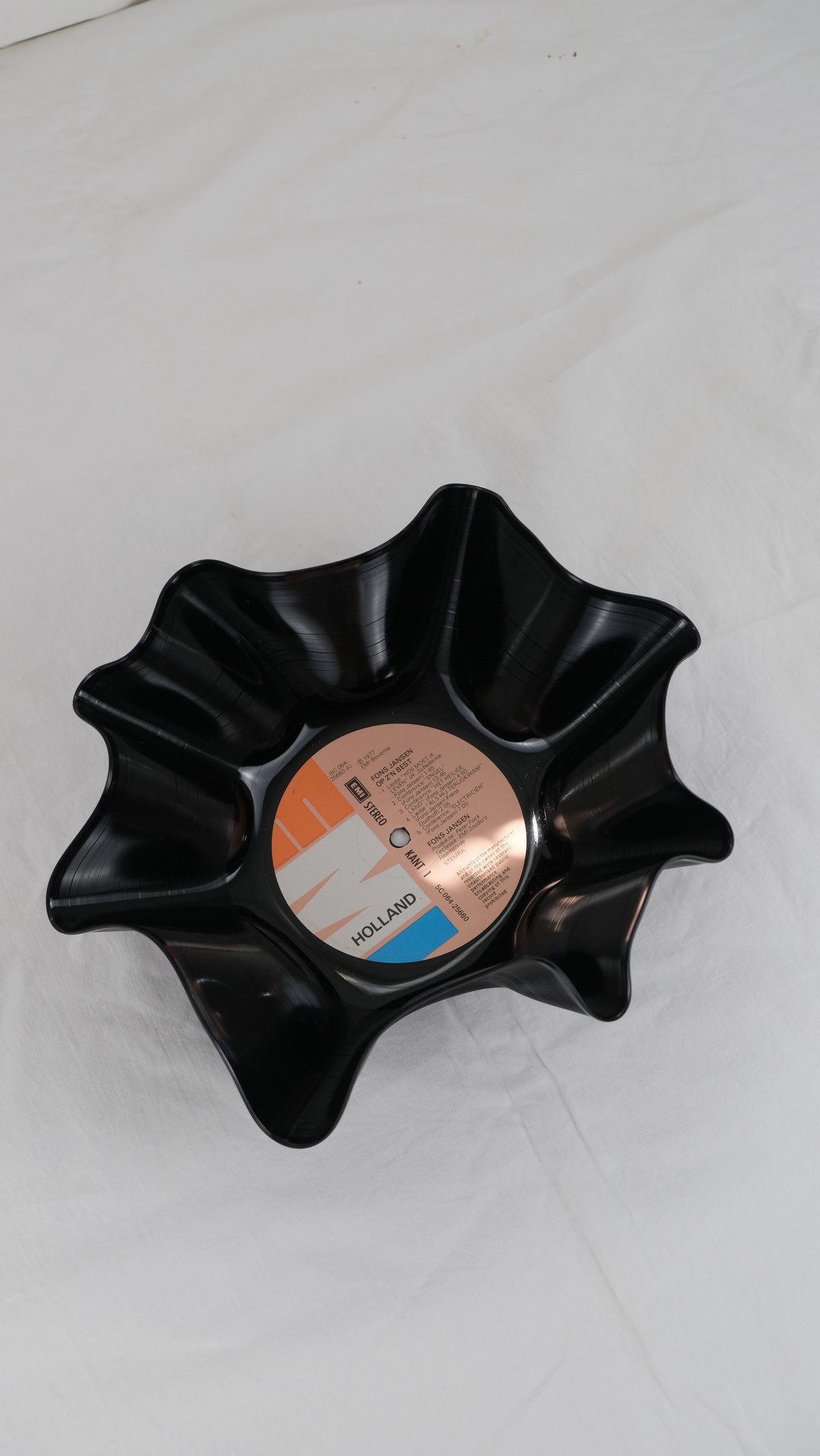 Fons Jansen vinyl record bowl | upcylced en handgevormd